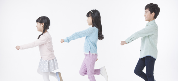 ��̺���